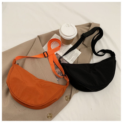 Saco de corpo cruzado de nylon Saco de corpo cruzado de nylon feminino 2024 novo Dumpling LIGHTWEIGHT embaixo dos braços saco todo ombro saco de lona