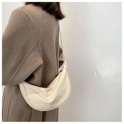 Saco de corpo cruzado de nylon Saco de corpo cruzado de nylon feminino 2024 novo Dumpling LIGHTWEIGHT embaixo dos braços saco todo ombro saco de lona