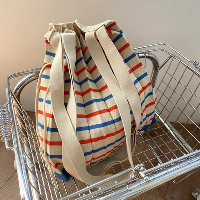 Novo saco de escritório em plissado saco feminino trançado saco de invernada de malha saco de moda saco feminino transfronteiriço