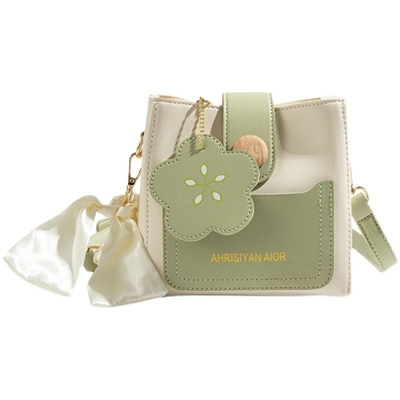 SUMMER FRESH ALL-MATCH BAG Moda feminina tendência avançada SENSE NICHE DESIGN CROSSBODY BUCKET BAG popular este ano