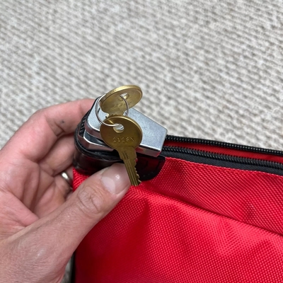 BOLSA DE BANCO EXPLOSIVO TRANSFRONTEIRO BOLSA DE ZIPPER BOLSA VERMELHA DE NILÃO BOLSA DE SEGURANÇA BOLSA DE MEDICINA BOLSA DE ARMA BOLSA AMMO