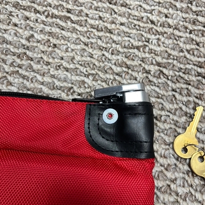 BOLSA DE BANCO EXPLOSIVO TRANSFRONTEIRO BOLSA DE ZIPPER BOLSA VERMELHA DE NILÃO BOLSA DE SEGURANÇA BOLSA DE MEDICINA BOLSA DE ARMA BOLSA AMMO