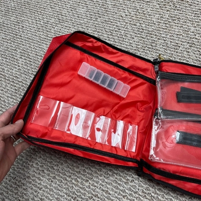 BOLSA DE BANCO EXPLOSIVO TRANSFRONTEIRO BOLSA DE ZIPPER BOLSA VERMELHA DE NILÃO BOLSA DE SEGURANÇA BOLSA DE MEDICINA BOLSA DE ARMA BOLSA AMMO