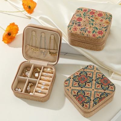 ORIGINAL PREMIUM CORK JEWELRY BOX PORTABLE VIAJES OURRINGS RING COLLACES Caixa de armazenamento