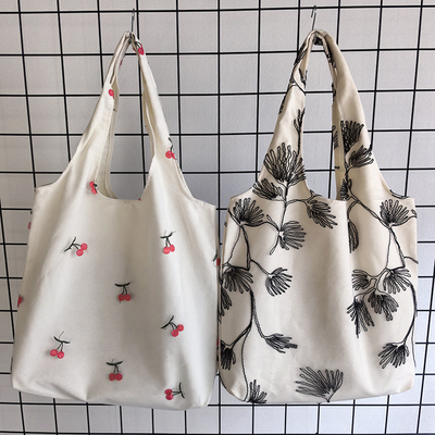 Embroidery Black Butterfly Canvas Bag Lace Fairy Leisure Travel Female Bag Art Grande capacidade Centenário