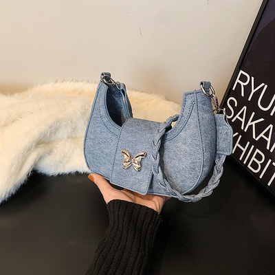 Popular nova bolsa de design de nicho moda feminina estilo estrangeiro bolso borboleta sentido avançado de todos os ombros bolsa de baixo braço