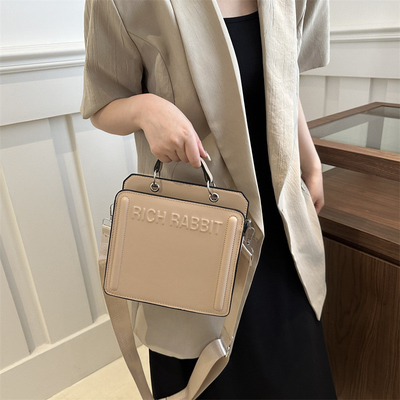 BOLSA SIMPLE DE MODA BOLSA DE LETRA NOVA INS DE MUJERES BOLSA DE MANUAL PEQUENA BOLSA QUADRADA BOLSA SENIOR TEXTURA BRASSA CARTÃO DO OLHADO CROSSBODY