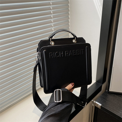 BOLSA SIMPLE DE MODA BOLSA DE LETRA NOVA INS DE MUJERES BOLSA DE MANUAL PEQUENA BOLSA QUADRADA BOLSA SENIOR TEXTURA BRASSA CARTÃO DO OLHADO CROSSBODY