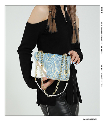 Saco feminino de moda nova saco pequeno quadrado nicho de atacado simples retro quicksand tudo um único ombro crossbody cha