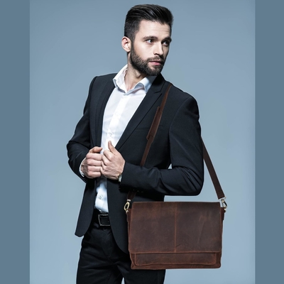 PÁQUENA DE MESSENGER de couro de carvalho para homens e mulheres - PÁQUENA de porta-computador para escola, escritório, ombro ajustável