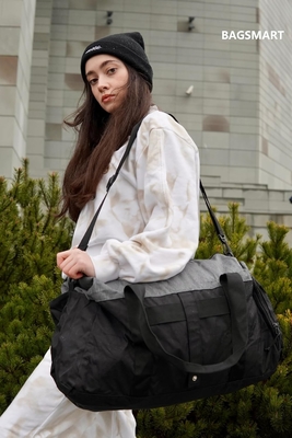 Sacos de ginástica para homens, mulheres, sacos de viagem dobráveis, sacos de fim-de-semana leves com compartimento de sapatos,