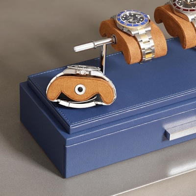ROTHWELL Luxury Watch Display Case para 4 relógios caixa de relógio de couro com cobertura acrílica e deslizador removível em almofadas