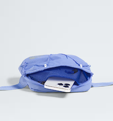 Fanny Packs bag Zippered main compartment has a secure-zip mesh pocket with a key clip