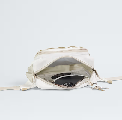 Fanny Packs saco Zippered compartimento principal tem um bolso de malha seguro-zip com um chaveiro
