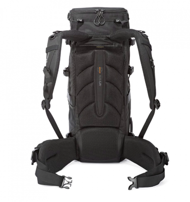DSLR Telephoto Lens Case 600 AW III The ideal choice for a professional photographer