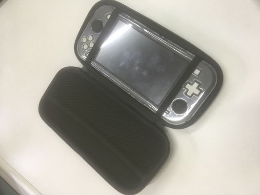 Casas duras de EVA leves com revestimento de veludo e cobertura de couro PU oferecendo proteção para barbeadores jogos e eletrônicos